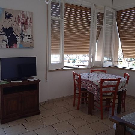 Holiday House Maurizio 福尔米亚 外观 照片