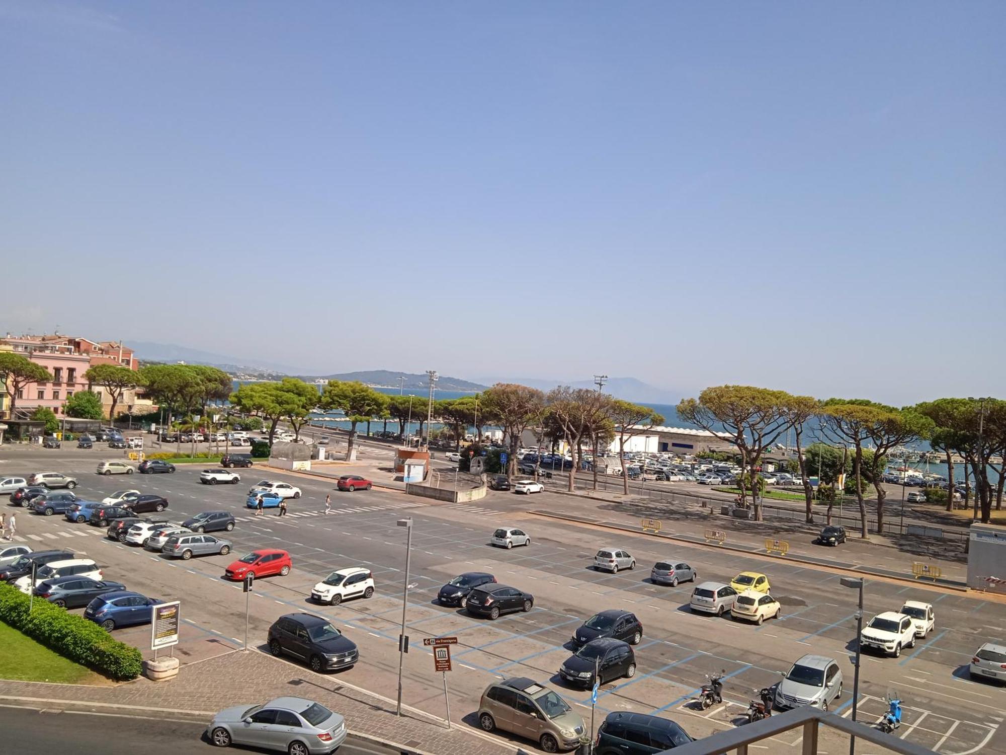 Holiday House Maurizio 福尔米亚 外观 照片